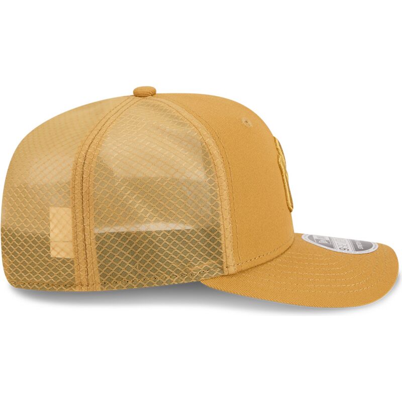 cappellino-trucker-marrone-chiaro-9seventy-stretch-snap-color-pack-dei-new-york-yankees-mlb-di-new-era cappellino-trucker-marrone-chiaro-9seventy-stretch-snap-color-pack-dei-new-york-yankees-mlb-di-new-era