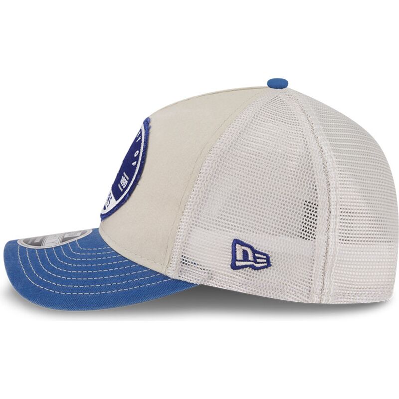 beige-und-blaue-trucker-kappe-9forty-m-crown-a-frame-fray-der-los-angeles-dodgers-mlb-von-new-era