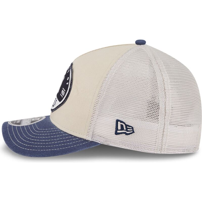 casquette-trucker-beige-et-bleue-marine-9forty-m-crown-a-frame-fray-new-york-yankees-mlb-new-era