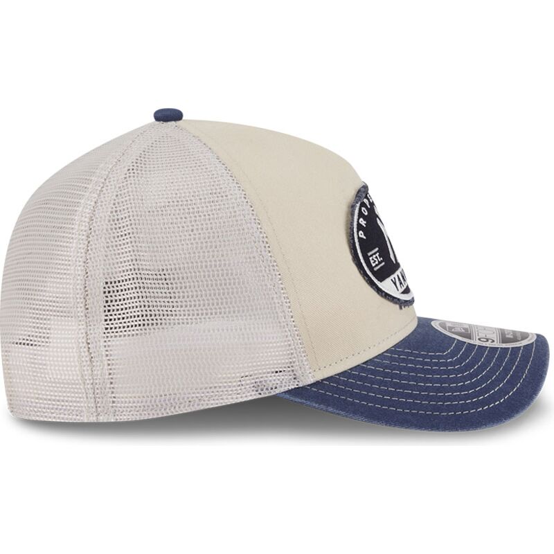 casquette-trucker-beige-et-bleue-marine-9forty-m-crown-a-frame-fray-new-york-yankees-mlb-new-era