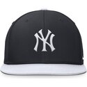 cappellino-piatto-blu-marino-e-bianco-snapback-per-bambino-dri-fit-pro-structured-square-bill-dei-new-york-yankees-mlb-di-nike