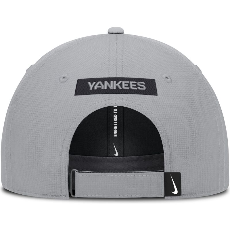 graue-verstellbare-gebogene-kappe-primetime-club-structured-uv-poly-ripstop-der-new-york-yankees-mlb-von-nike