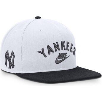 Weiße und marineblaue flache Snapback-Kappe Cooperstown Dri-Fit Pro Structured Square Bill von New York Yankees MLB von Nike