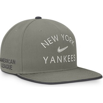 Grüne flache Snapback-Kappe Dri-Fit Pro Structured Square Bill der New York Yankees MLB von Nike