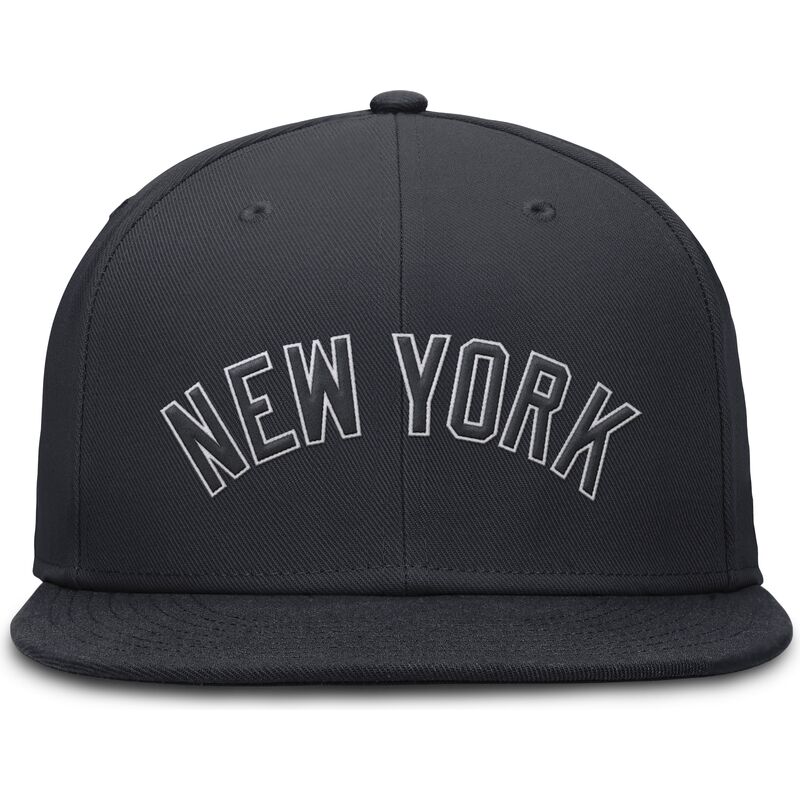 cappello-piatto-blu-marino-regolabile-dri-fit-true-structured-round-bill-dei-new-york-yankees-mlb-di-nike