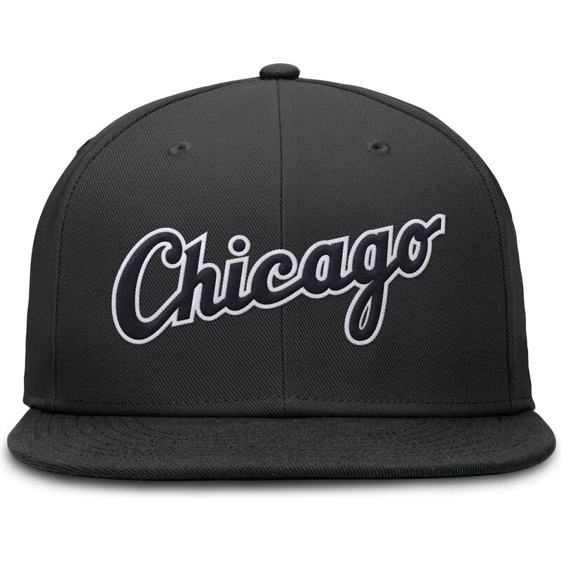 cappello-piatto-nero-aderente-dri-fit-true-structured-round-bill-dei-chicago-white-sox-mlb-di-nike