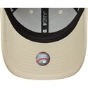casquette-courbee-beige-snapback-pour-femme-avec-logo-beige-9forty-m-crown-pu-diamante-los-angeles-dodgers-mlb-new-era