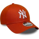 mutzen-gebogen-orange-snapback-9forty-m-crown-der-new-york-yankees-mlb-von-new-era