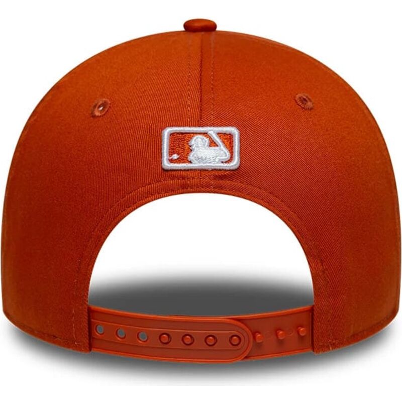 cappello-curvo-arancia-snapback-9forty-m-crown-dei-new-york-yankees-mlb-di-new-era