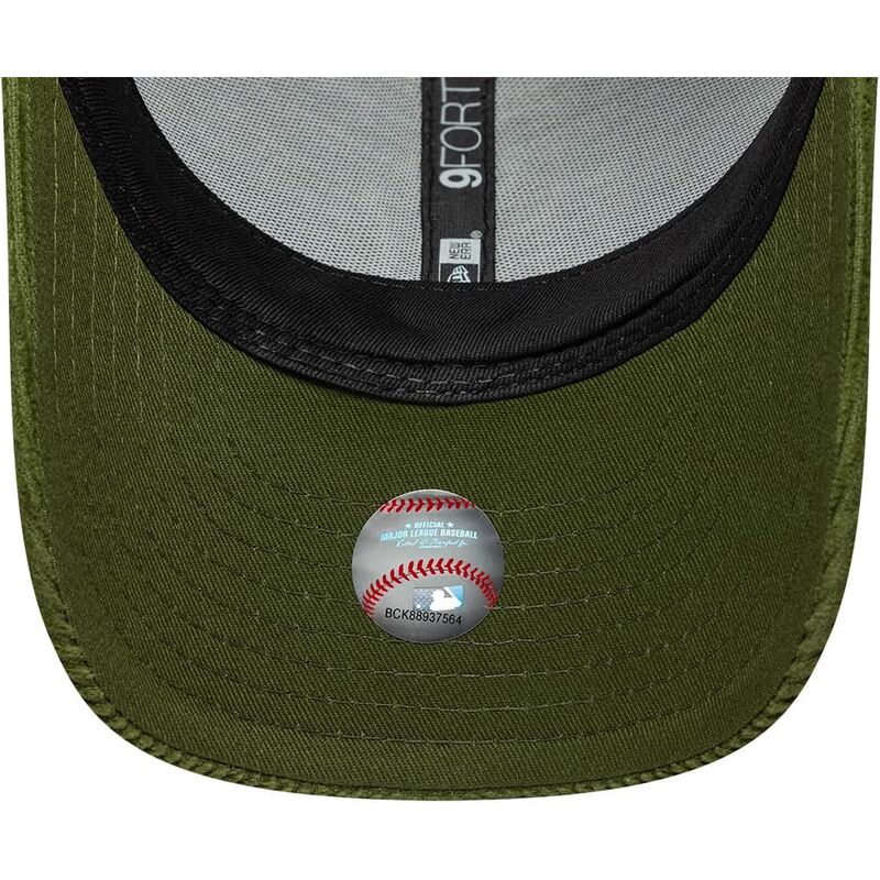 cappello-curvo-verde-cinghia-regolabile-9forty-m-crown-cord-dei-new-york-yankees-mlb-di-new-era