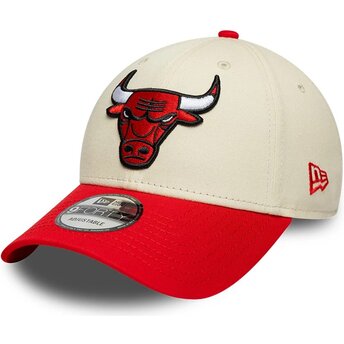 Cappello curvo beige cinghia regolabile 9FORTY Colour Block dei Chicago Bulls NBA di New Era