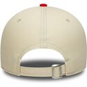 cappello-curvo-beige-cinghia-regolabile-9forty-colour-block-dei-chicago-bulls-nba-di-new-era