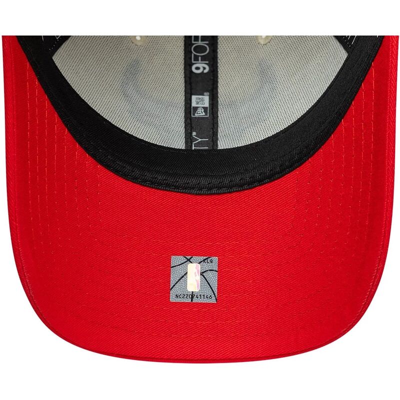 mutzen-gebogen-beige-verstellbares-band-9forty-colour-block-der-chicago-bulls-nba-von-new-era mutzen-gebogen-beige-verstellbares-band-9forty-colour-block-der-chicago-bulls-nba-von-new-era