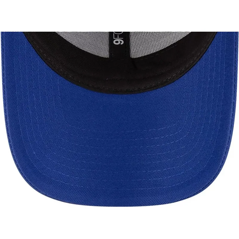 cappello-curvo-blu-snapback-9forty-essential-dei-red-bull-racing-formula-1-di-new-era cappello-curvo-blu-snapback-9forty-essential-dei-red-bull-racing-formula-1-di-new-era
