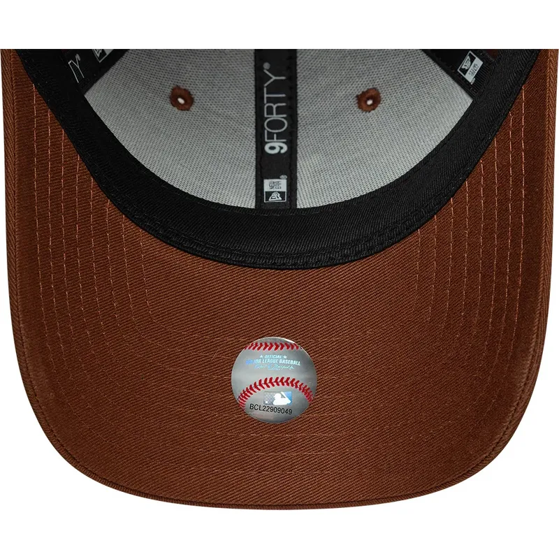 mutzen-gebogen-braun-verstellbares-band-9forty-league-essential-midi-der-los-angeles-dodgers-mlb-von-new-era