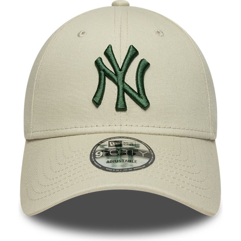 cappello-curvo-beige-cinghia-regolabile-9forty-league-essential-dei-new-york-yankees-mlb-di-new-era cappello-curvo-beige-cinghia-regolabile-9forty-league-essential-dei-new-york-yankees-mlb-di-new-era