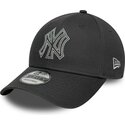 mutzen-gebogen-grau-verstellbares-band-9forty-metallic-outline-der-new-york-yankees-mlb-von-new-era