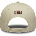 mutzen-gebogen-beige-snapback-9forty-m-crown-der-new-york-yankees-mlb-von-new-era