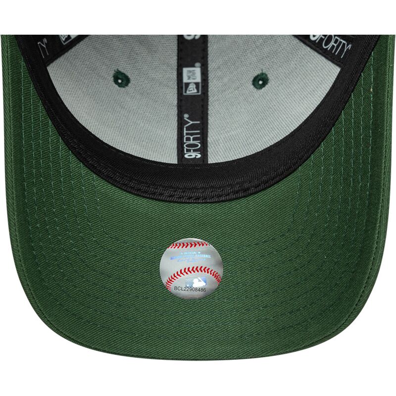 casquette-courbee-verte-snapback-avec-logo-vert-9forty-m-crown-los-angeles-dodgers-mlb-new-era casquette-courbee-verte-snapback-avec-logo-vert-9forty-m-crown-los-angeles-dodgers-mlb-new-era