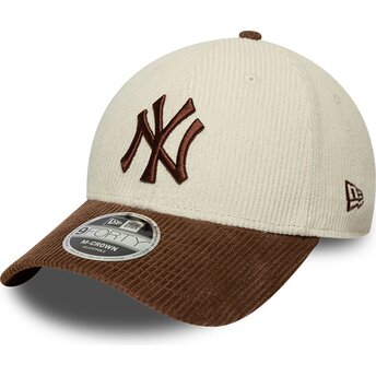 Cappello curvo marrone cinghia regolabile 9FORTY M-Crown Cord dei New York Yankees MLB di New Era