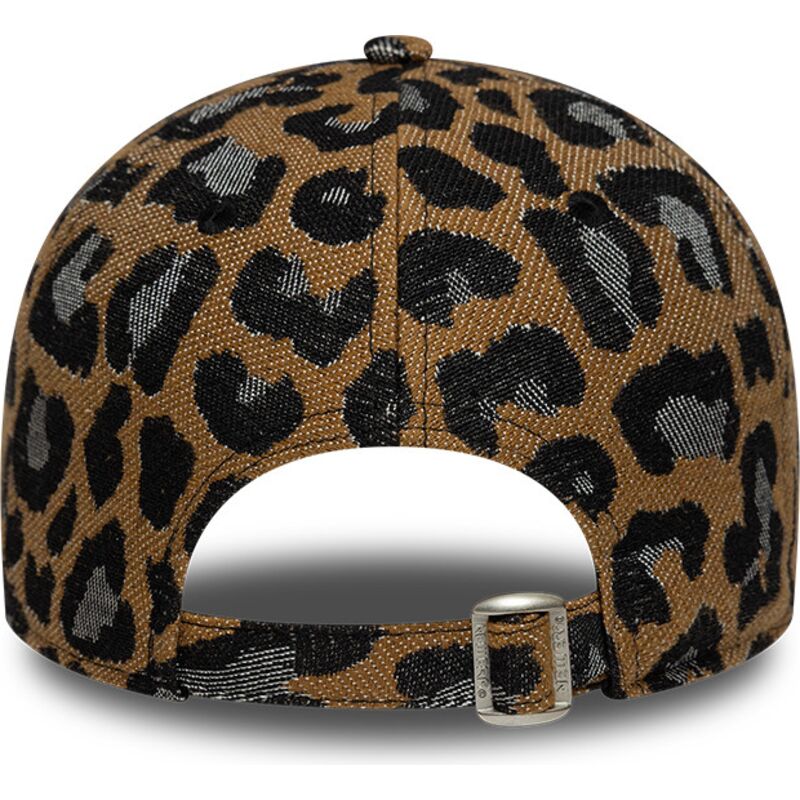 cappello-curvo-leopardato-cinghia-regolabile-9forty-dei-racing-bulls-f1-team-formula-1-di-new-era