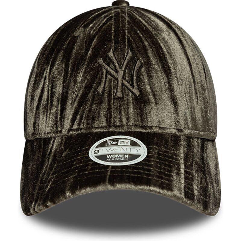 cappello-curvo-verde-cinghia-regolabile-9twenty-velour-dei-new-york-yankees-mlb-di-new-era