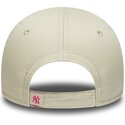 cappello-curvo-beige-cinghia-regolabile-per-bambino-rosa-9forty-dino-icon-dei-new-york-yankees-mlb-di-new-era