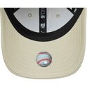 mutzen-gebogen-beige-verstellbares-band-fur-kinder-rosa-9forty-dino-icon-der-new-york-yankees-mlb-von-new-era