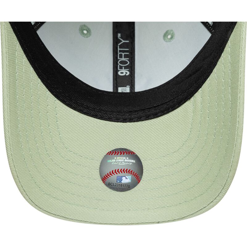 mutzen-gebogen-grun-verstellbares-band-fur-kinder-9forty-dino-icon-der-new-york-yankees-mlb-von-new-era