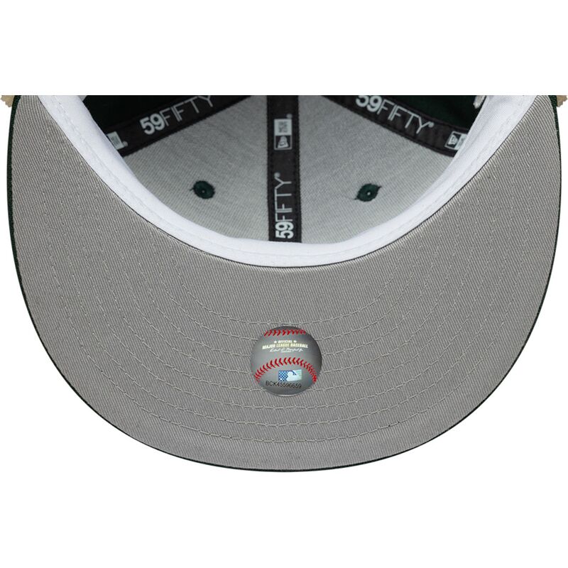 cappello-piatto-verde-aderente-59fifty-dogear-world-series-dei-oakland-athletics-mlb-di-new-era