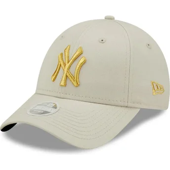 Cappello curvo beige cinghia regolabile dorado 9FORTY Metallic dei New York Yankees MLB di New Era
