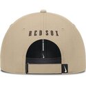 casquette-courbee-beige-ajustable-avec-logo-beige-club-structured-uv-poly-ripstop-boston-red-sox-mlb-nike