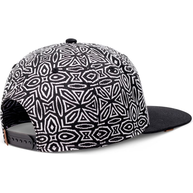 casquette-plate-noire-et-blanche-snapback-gothic-freestyle-djinns