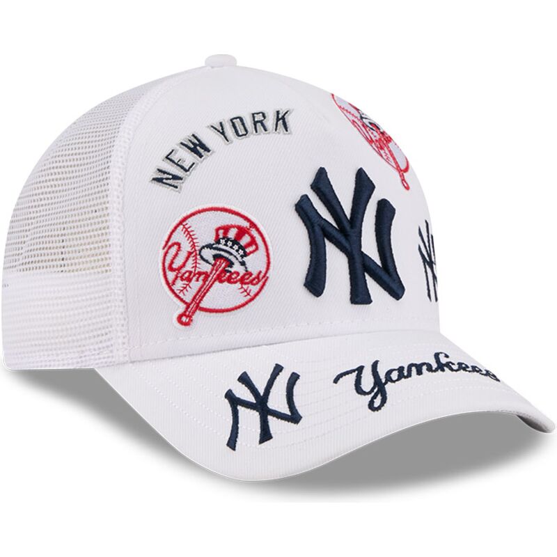 cappello-curvo-bianco-snapback-9forty-m-crown-a-frame-all-over-dei-new-york-yankees-mlb-di-new-era cappello-curvo-bianco-snapback-9forty-m-crown-a-frame-all-over-dei-new-york-yankees-mlb-di-new-era