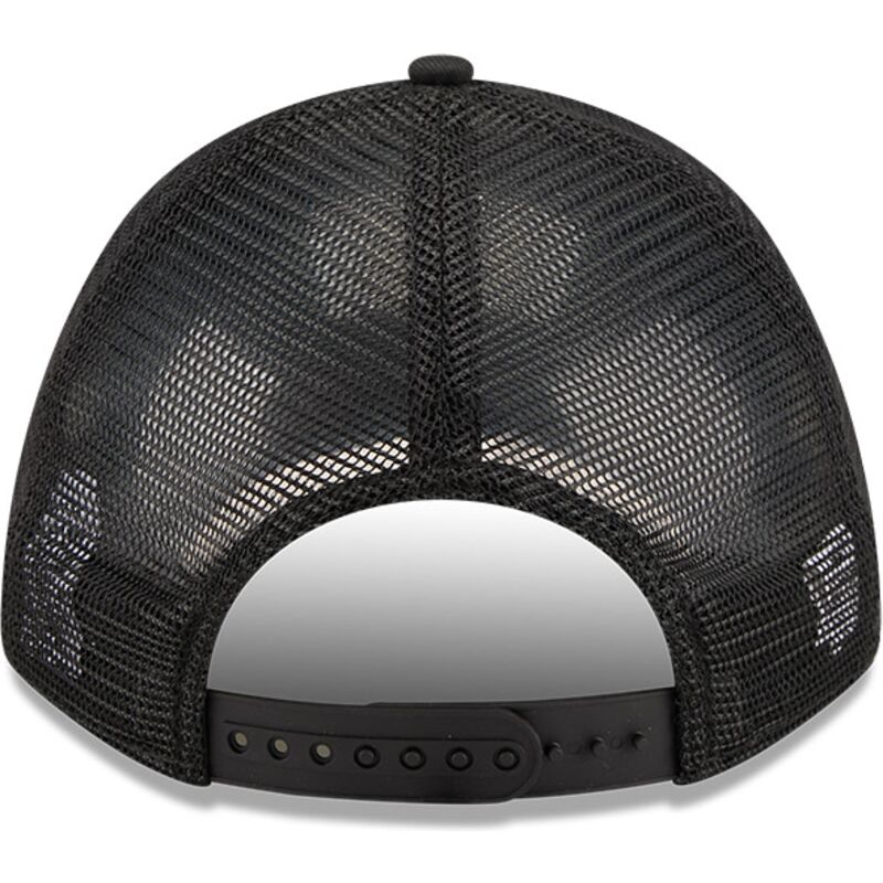 cappello-curvo-nero-snapback-9forty-m-crown-a-frame-pomp-dei-chicago-bulls-nba-di-new-era