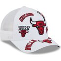 cappello-curvo-bianco-snapback-9forty-m-crown-a-frame-all-over-dei-chicago-bulls-nba-di-new-era