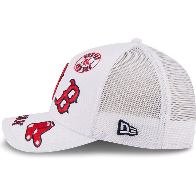 cappello-curvo-bianco-snapback-9forty-m-crown-a-frame-all-over-dei-boston-red-sox-mlb-di-new-era cappello-curvo-bianco-snapback-9forty-m-crown-a-frame-all-over-dei-boston-red-sox-mlb-di-new-era