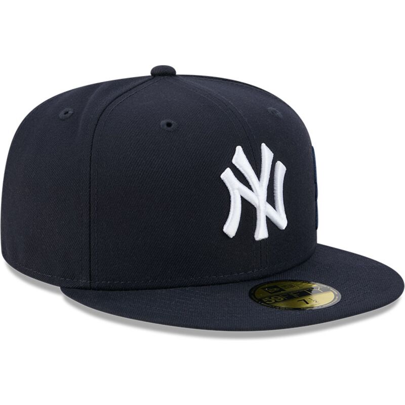 cappello-piatto-blu-marino-aderente-59fifty-side-script-dei-new-york-yankees-mlb-di-new-era