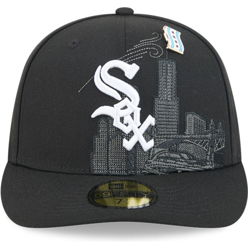 casquette-courbee-noire-ajustee-59fifty-pin-na-lifestyle-f1-chicago-white-sox-mlb-new-era