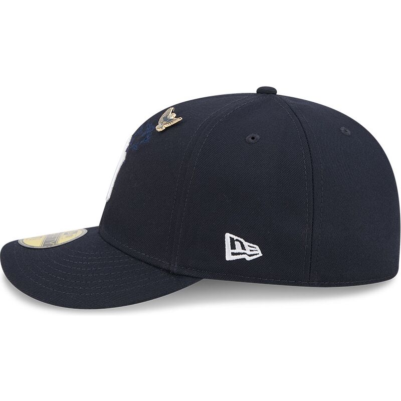 mutzen-gebogen-marineblau-angepasst-59fifty-pin-na-lifestyle-f1-der-new-york-yankees-mlb-von-new-era mutzen-gebogen-marineblau-angepasst-59fifty-pin-na-lifestyle-f1-der-new-york-yankees-mlb-von-new-era