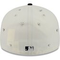 cappello-curvo-beige-aderente-59fifty-beads-na-lifestyle-f1-dei-chicago-white-sox-mlb-di-new-era