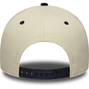 casquette-courbee-beige-et-bleue-marine-snapback-e-frame-wordmark-suede-new-york-yankees-mlb-new-era