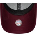 casquette-courbee-rouge-ajustable-pour-femme-avec-logo-rose-9forty-metallic-logo-new-york-yankees-mlb-new-era