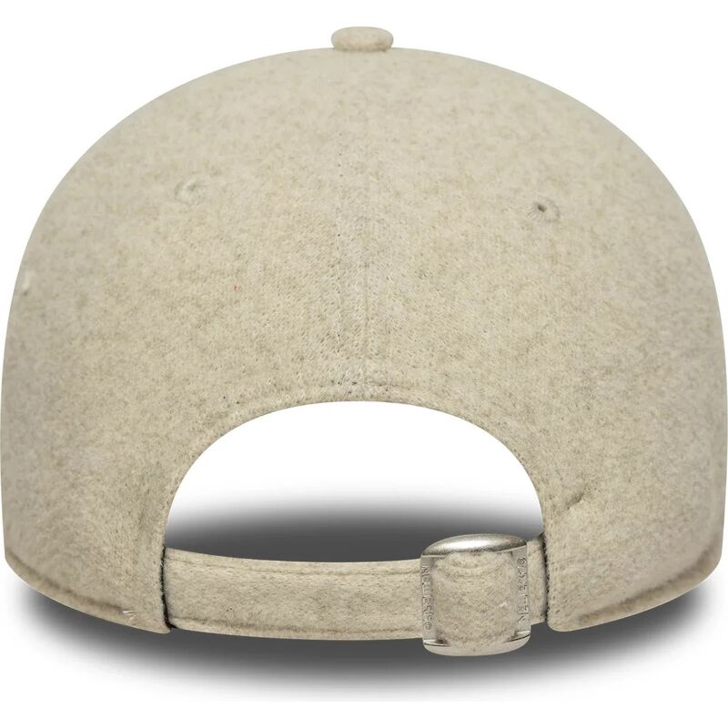 cappello-curvo-beige-cinghia-regolabile-9twenty-a-frame-melton-luxe-dei-new-york-yankees-mlb-di-new-era