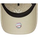 casquette-courbee-beige-ajustable-avec-logo-beige-9twenty-a-frame-melton-luxe-new-york-yankees-mlb-new-era