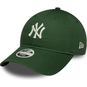 Casquette courbée verte ajustable pour femme 9TWENTY League Essential Midi New York Yankees MLB New Era