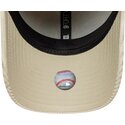 cappello-curvo-beige-cinghia-regolabile-9forty-cord-dei-new-york-yankees-mlb-di-new-era