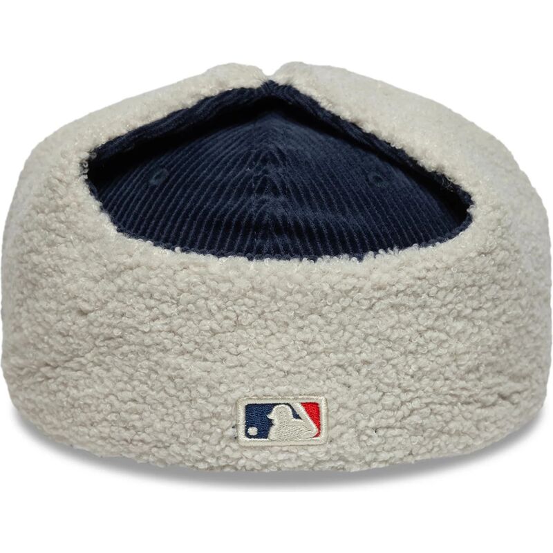 cappello-curvo-blu-marino-aderente-59fifty-cord-dog-ear-dei-new-york-yankees-mlb-di-new-era