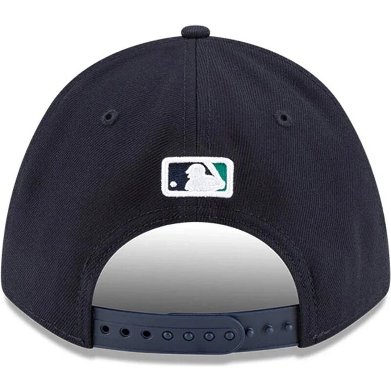 casquette-courbee-bleue-marine-snapback-9forty-m-crown-player-replica-seattle-mariners-mlb-new-era