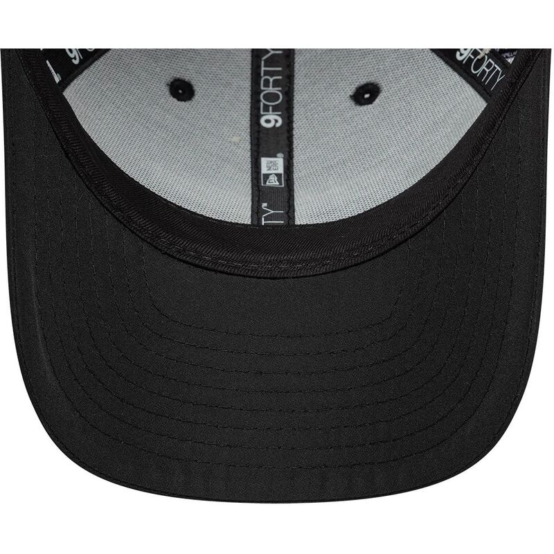 mutzen-gebogen-schwarz-snapback-9forty-m-crown-featherweight-poly-der-fc-barcelona-laliga-von-new-era
